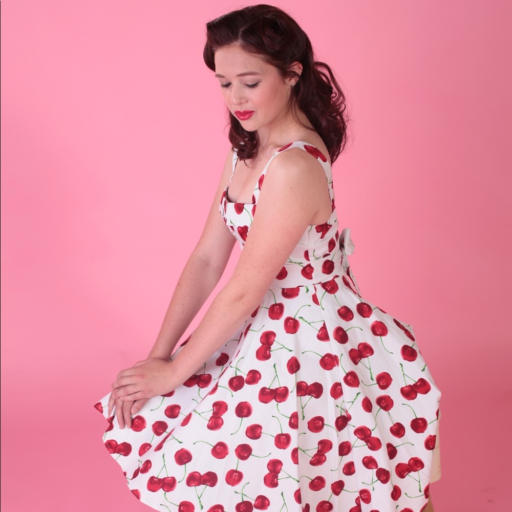 Cherry Print Dress Sz S 🍒 Ixia